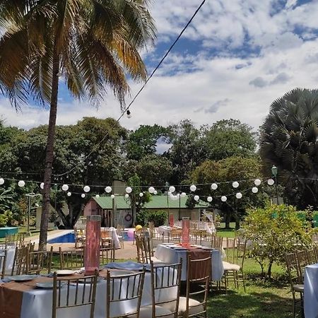 Hotel Playa By Marbar Hoteles Villeta Exterior foto