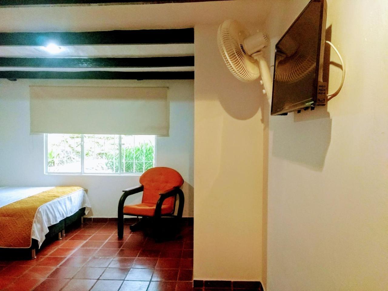 Hotel Playa By Marbar Hoteles Villeta Exterior foto