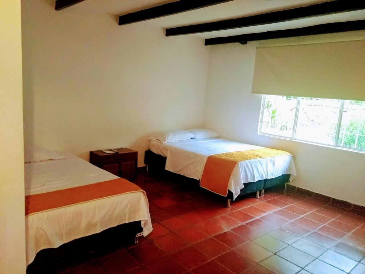 Hotel Playa By Marbar Hoteles Villeta Exterior foto
