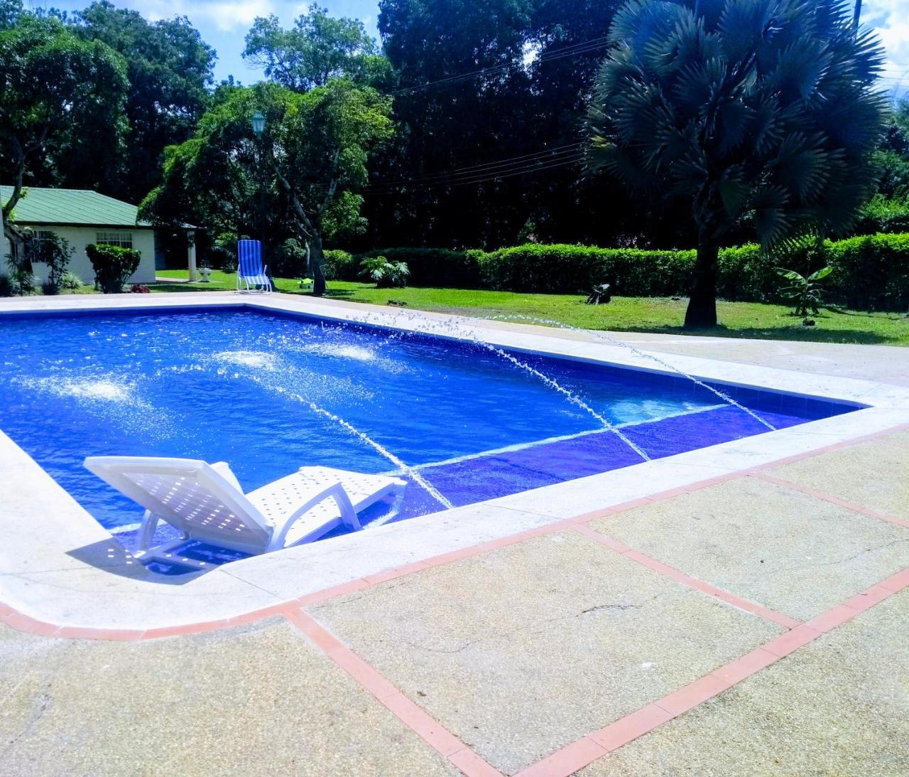 Hotel Playa By Marbar Hoteles Villeta Exterior foto