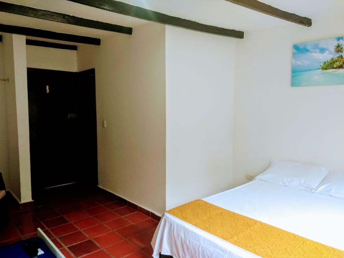 Hotel Playa By Marbar Hoteles Villeta Exterior foto